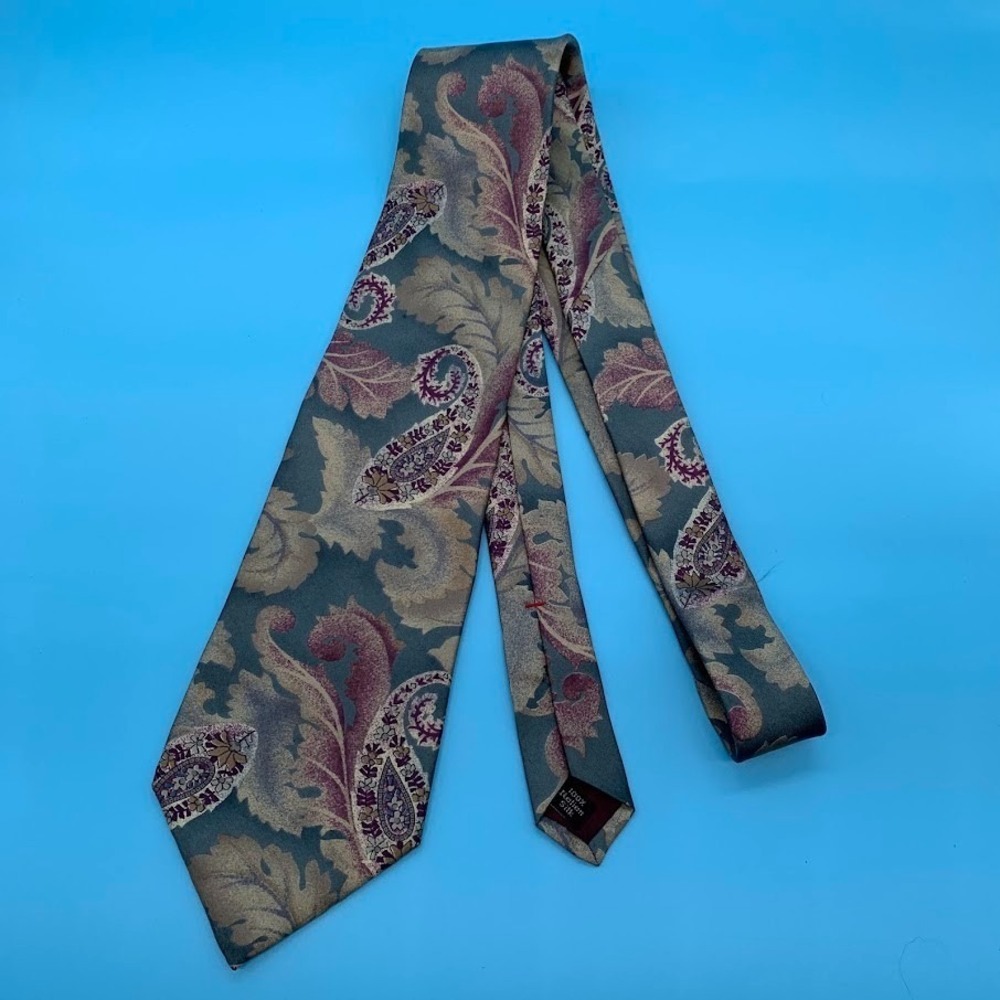 Vintage Zylos George Machado Paisley Print Italian Silk Men's Classic Neck Tie